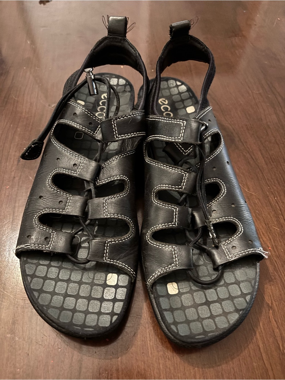 Ecco women’s Black Leather Casual Fisherman Sandals